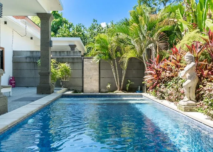 3 Bedroom Mawar Walk To 别墅 *