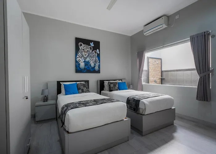 3 Bedroom Mawar Walk To 别墅 勒吉安