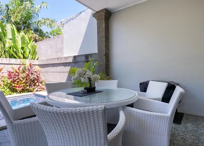 3 Bedroom Mawar Walk To 勒吉安