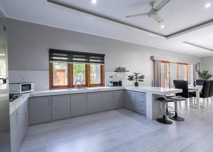 别墅 3 Bedroom Mawar Walk To